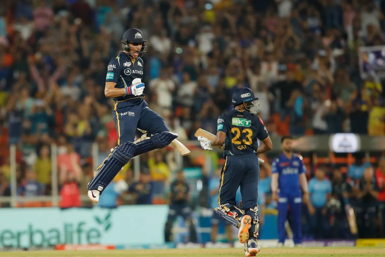 Shubman Gill pumped up after completing his 100 vs MI [IPLT20].