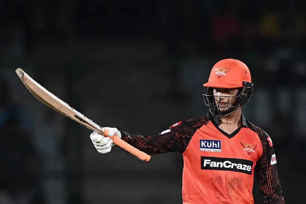 Abhishek Sharma raising his bat after a fifty [IPLT20]