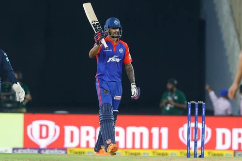 Aman Khan's half-century bailed the Delhi Capitals out of a precarious situation. [P/C: iplt20.com]