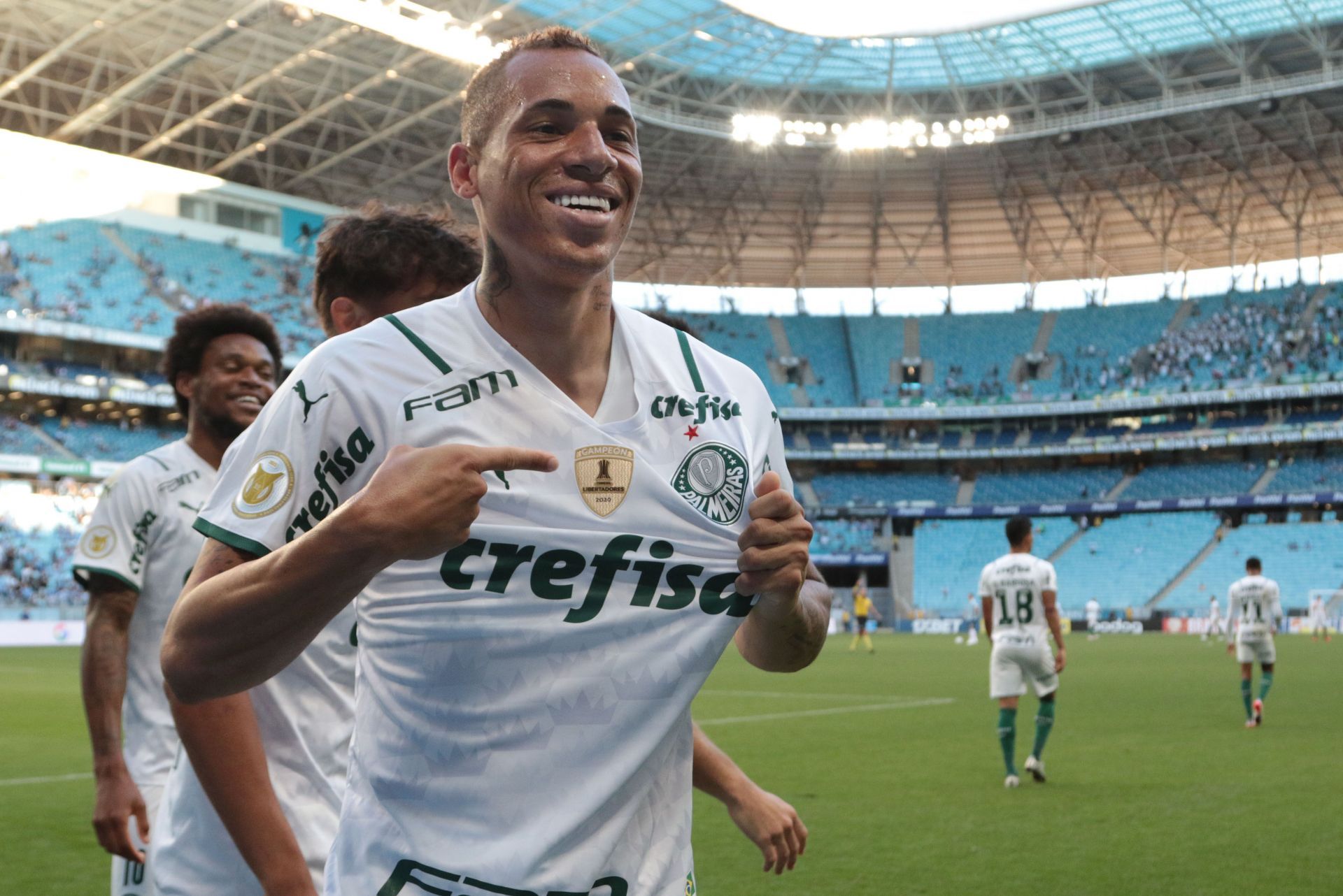 Gremio v Palmeiras - Brasileirao 2021