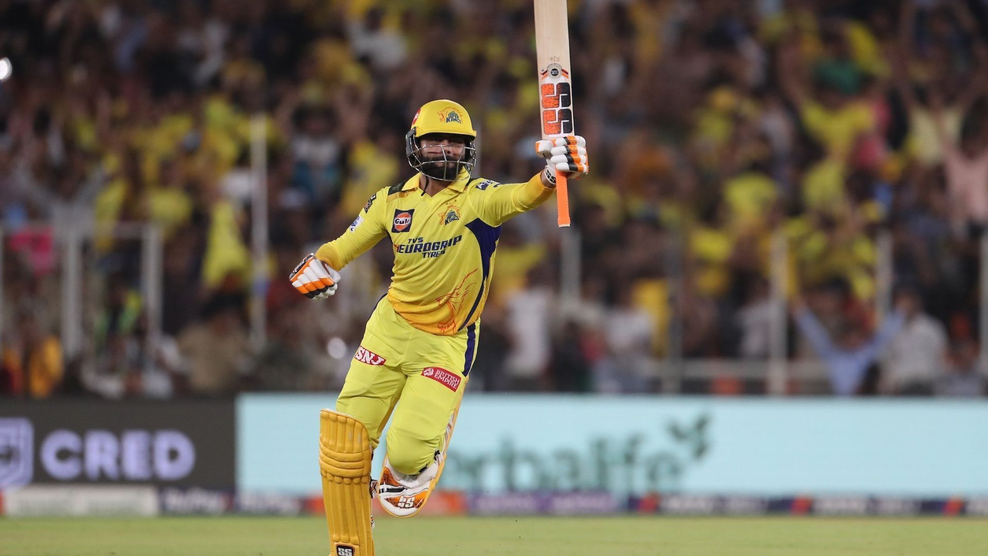 Ravindra Jadeja celebrated after smashing the last ball for a boundary and winning CSK the title (P.C.:iplt20.com)