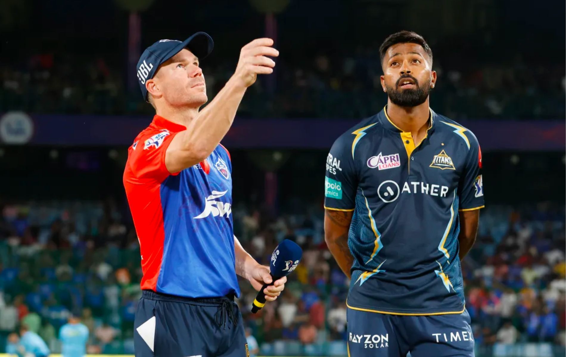 David Warner (L) and Hardik Pandya. (Pic: IPLT20.com)