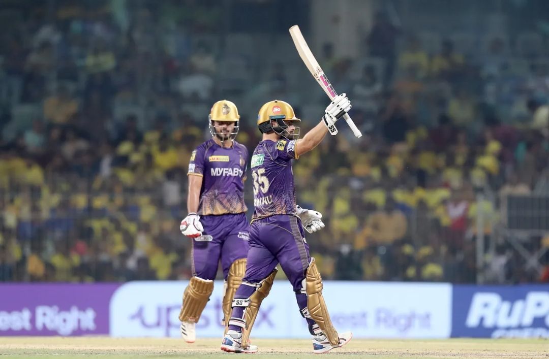 Kolkata Knight Riders beat Chennai Super Kings on Sunday night [IPLT20]