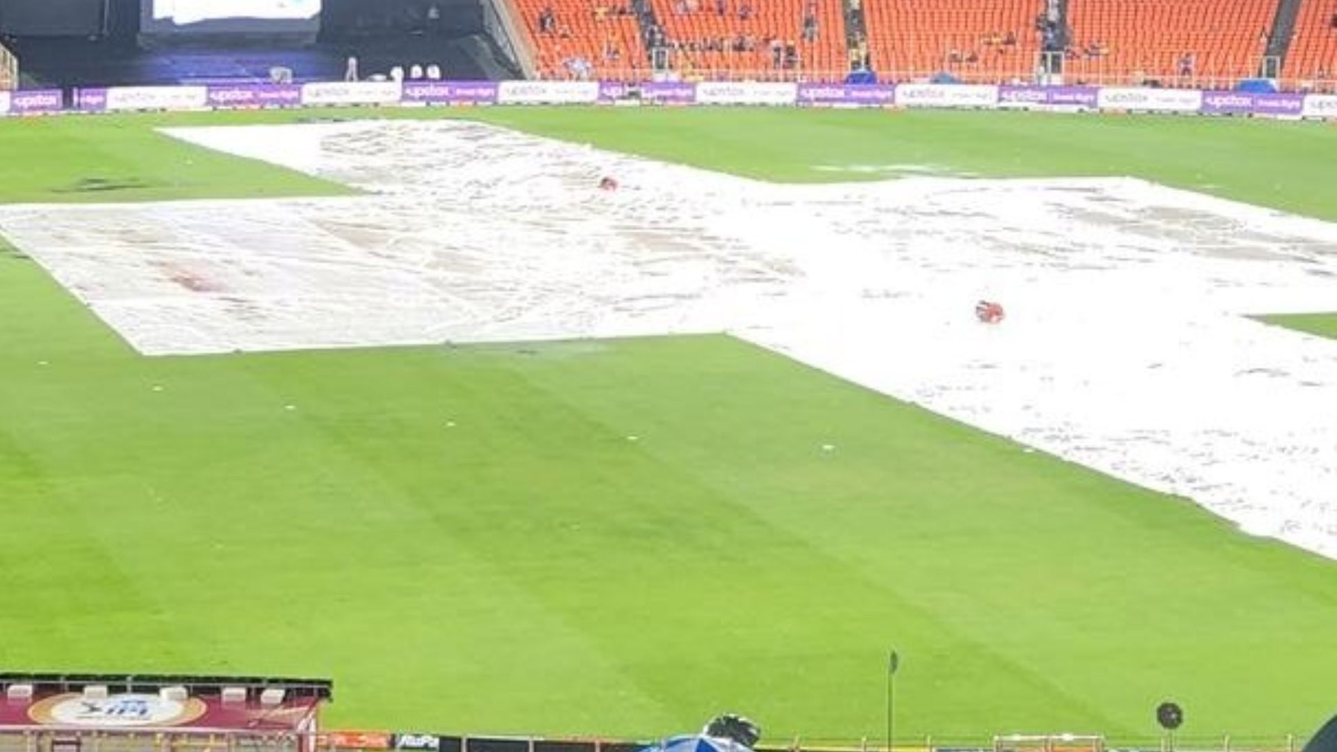 Rain continues to frustrate fans ahead of the IPL 2023 final (P.C.:Twitter)