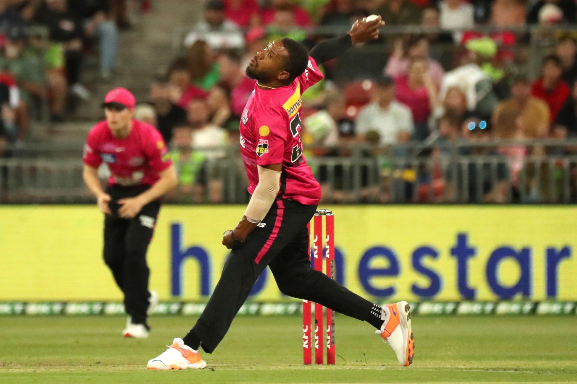 BBL - Sydney Thunder v Sydney Sixers