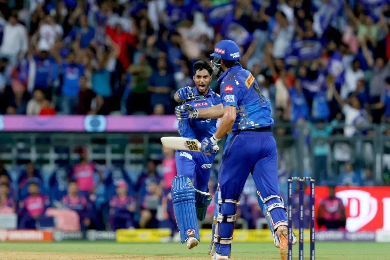 Tilak Varma and Tim David strung together a 62-run fifth-wicket partnership. [P/C: iplt20.com]