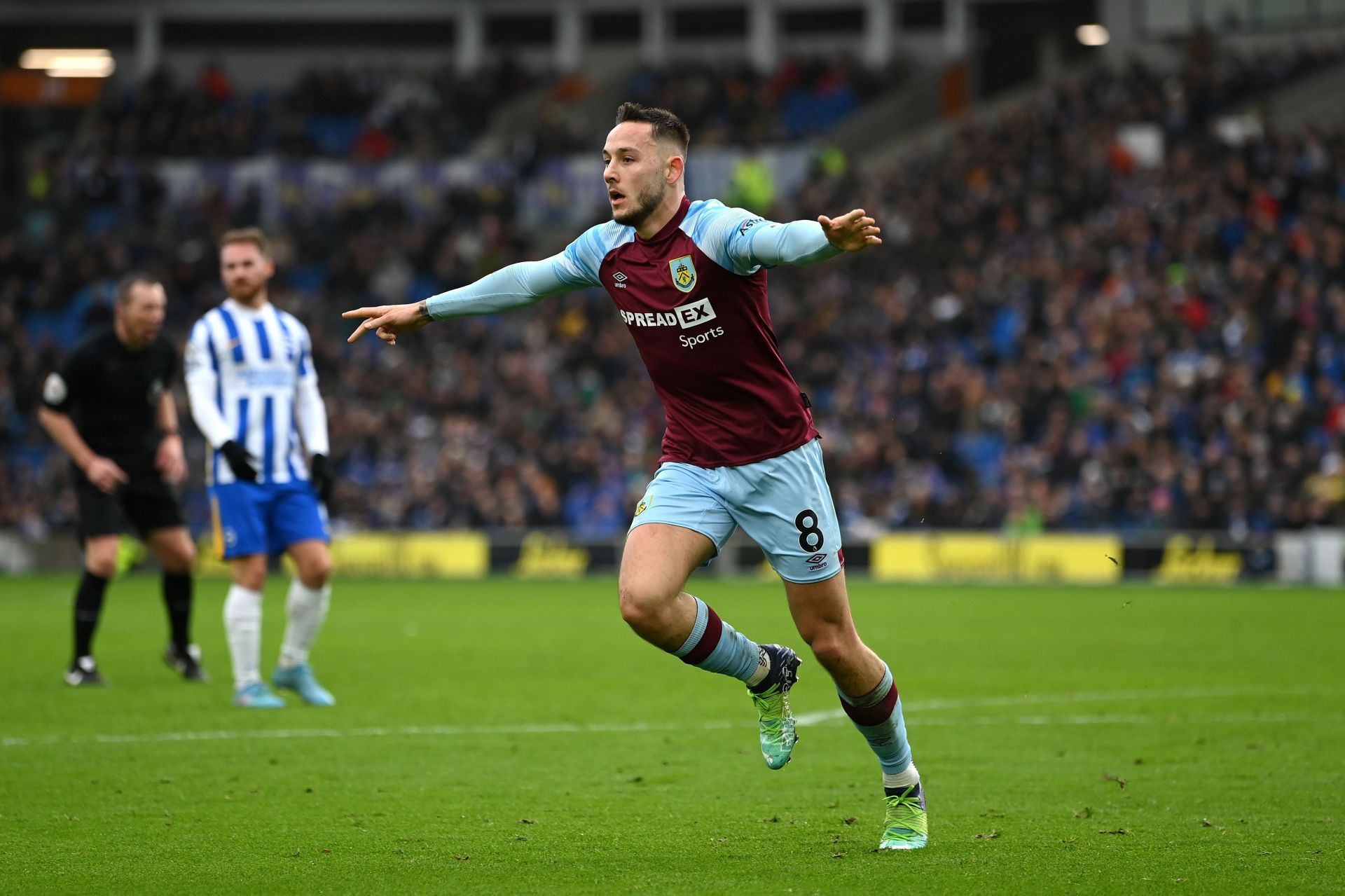 Brighton &amp; Hove Albion v Burnley &ndash; Premier League 