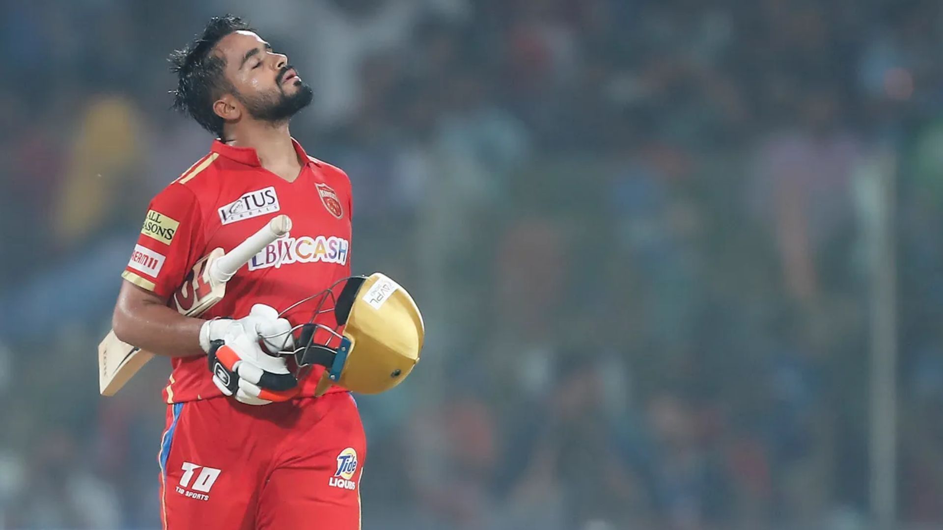 Prabhsimran Singh celebrates after scoring a fantastic hundred (P.C.:iplt20.com)