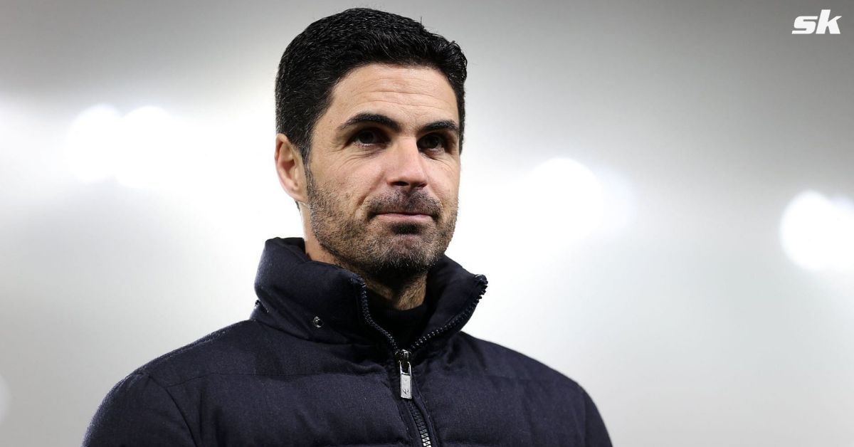 Arsenal manager Mikel Arteta looks on.