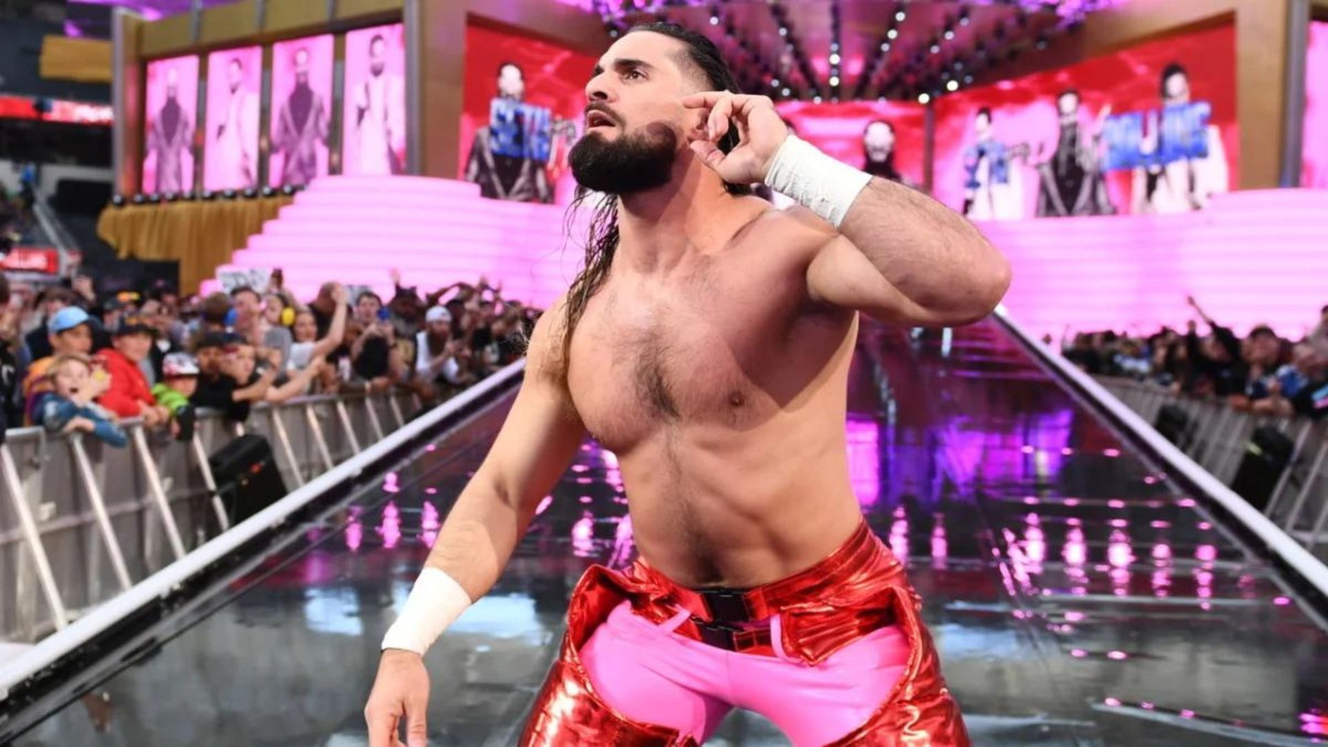 Seth Rollins is in contention to become the first-ever World Heavyweight Champion