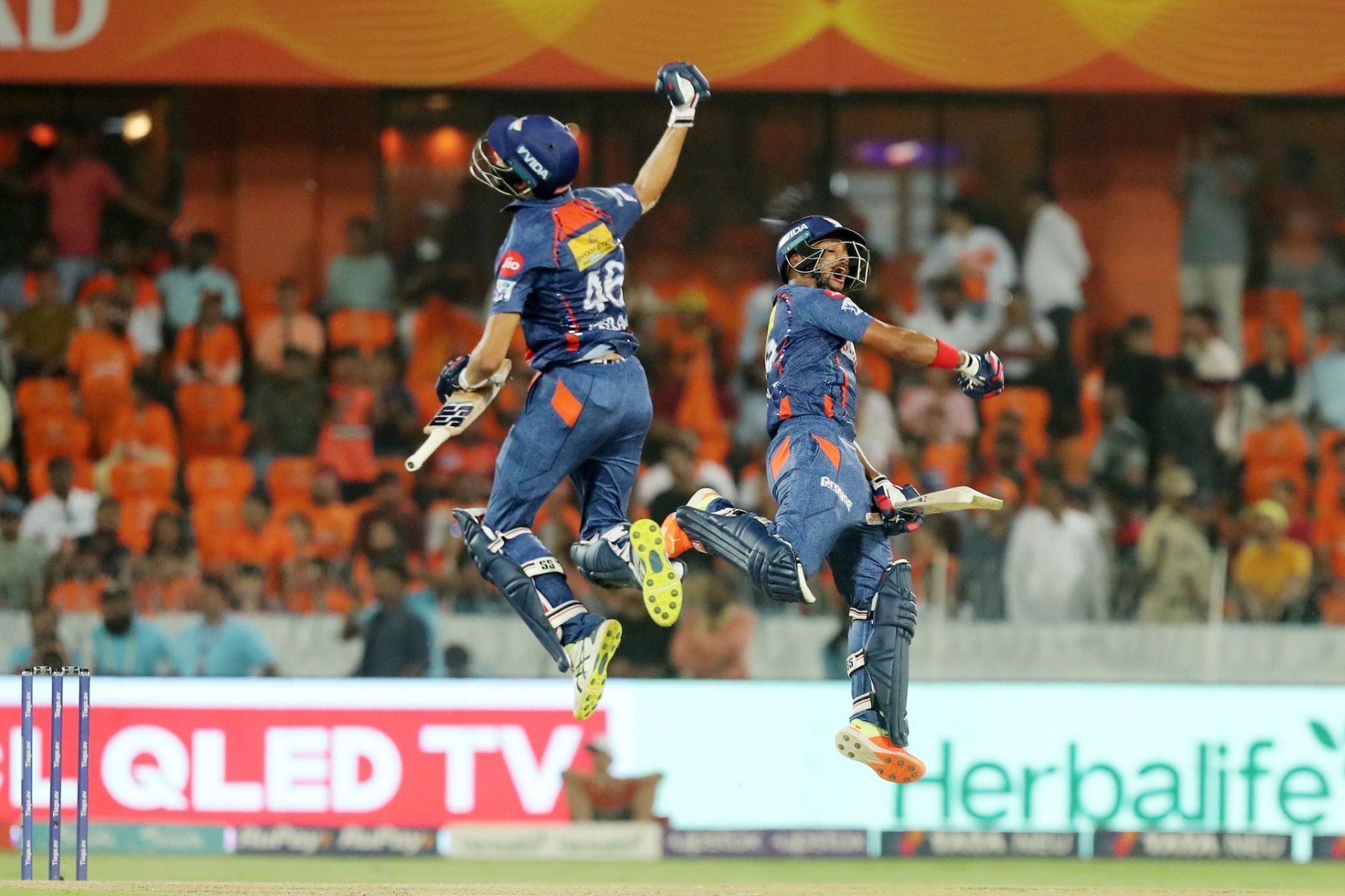 Prerak Mankad and Nicholas Pooran celebrate LSG&#039;s win. (Credits: Twitter)