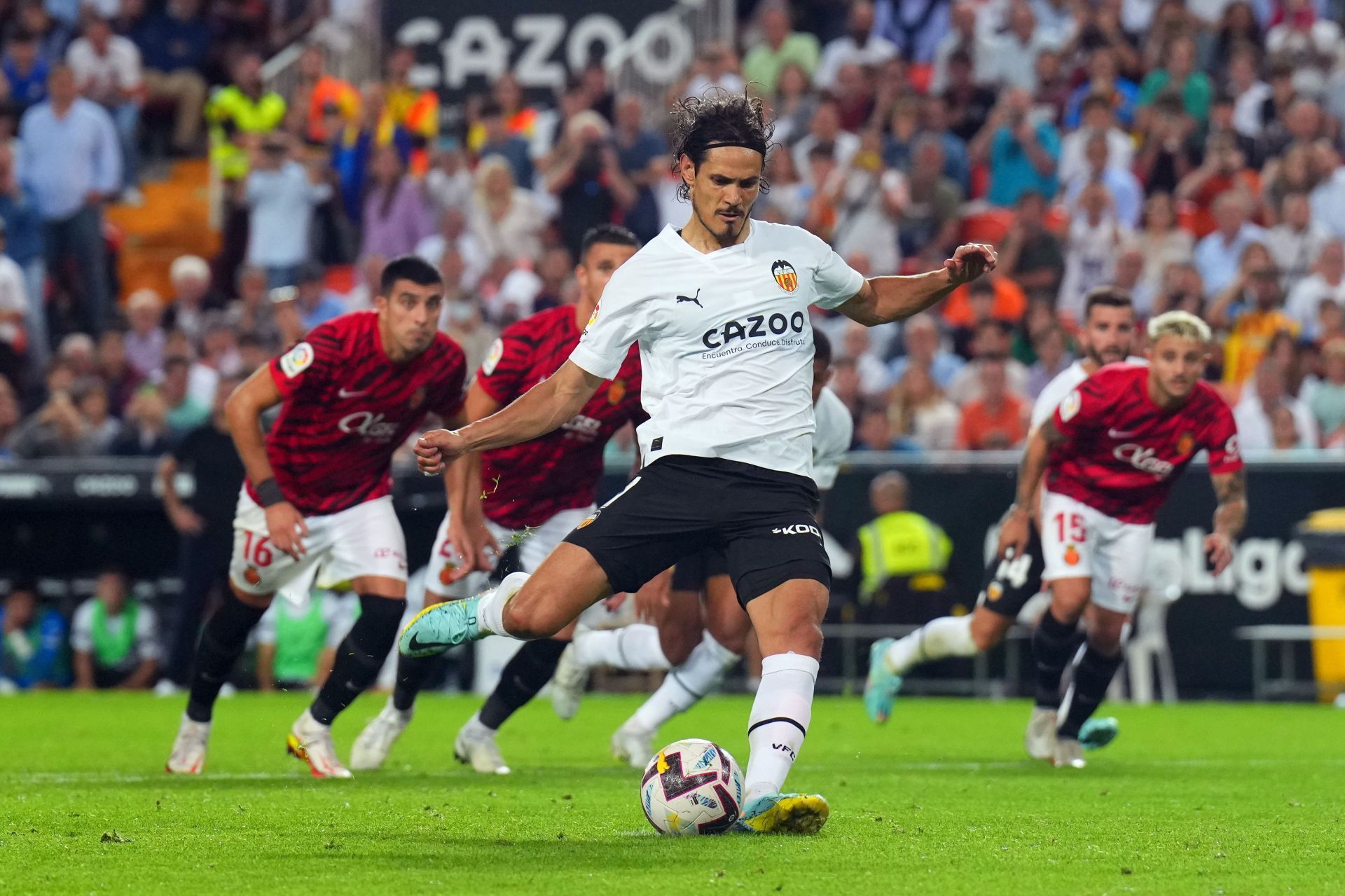 Valencia CF v RCD Mallorca - LaLiga Santander