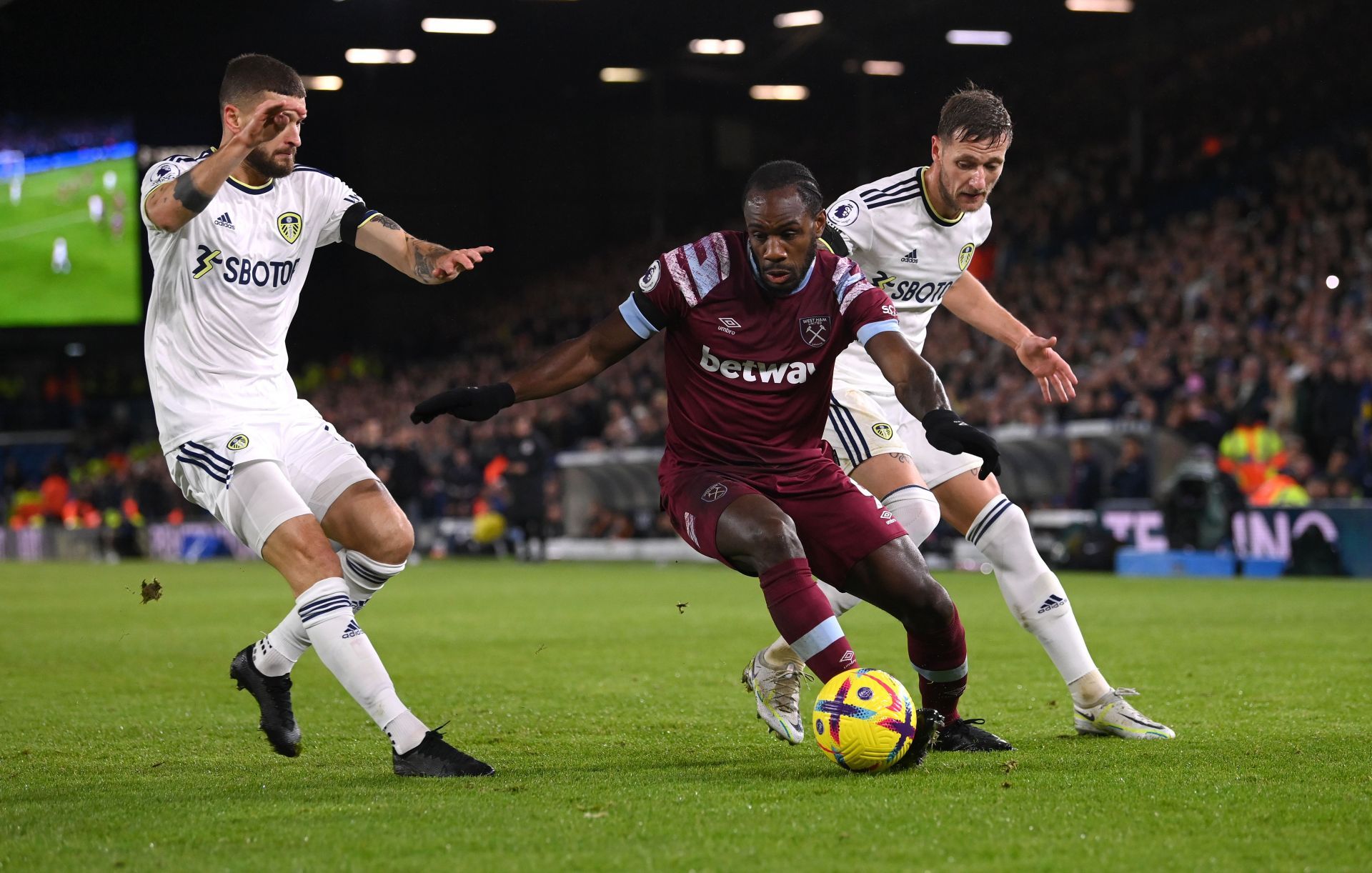 Leeds United v West Ham United - Premier League