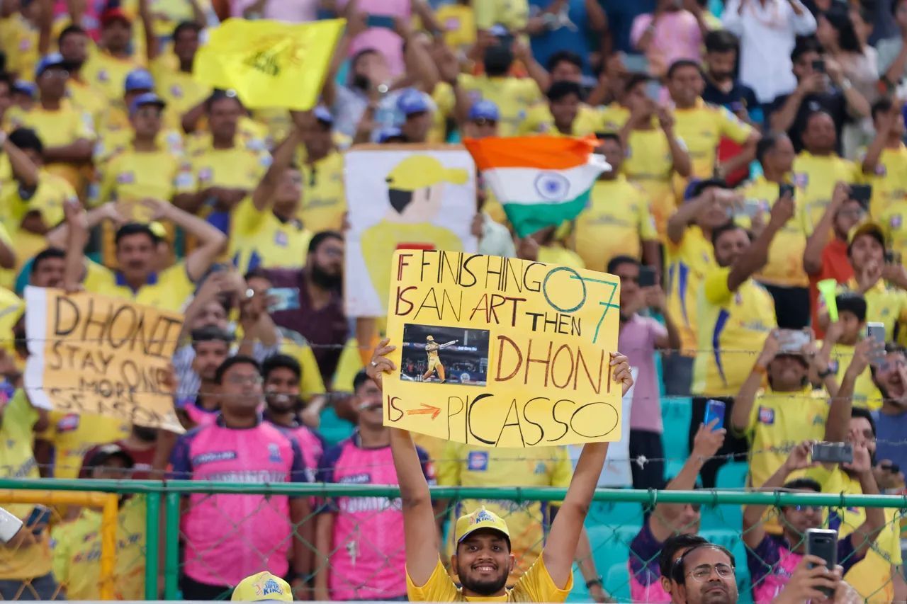 The 41-year-old CSK skipper has played some impressive cameos to cheer his admirers. (Pic: iplt20.com)