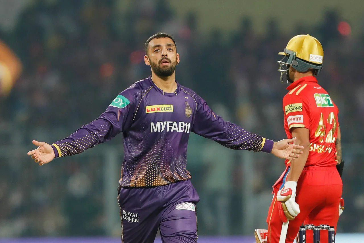 Varun Chakravarthy celebrating vs PBKS [IPLT20]