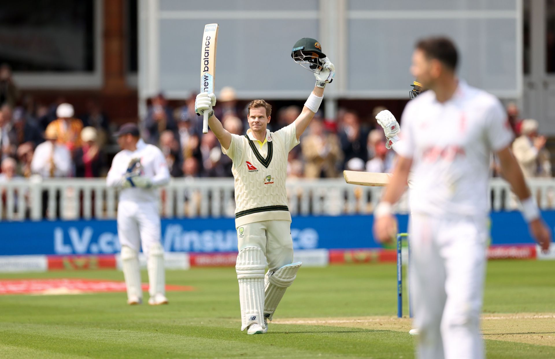 England v Australia - LV= Insurance Ashes 2nd Test Match: Day Two