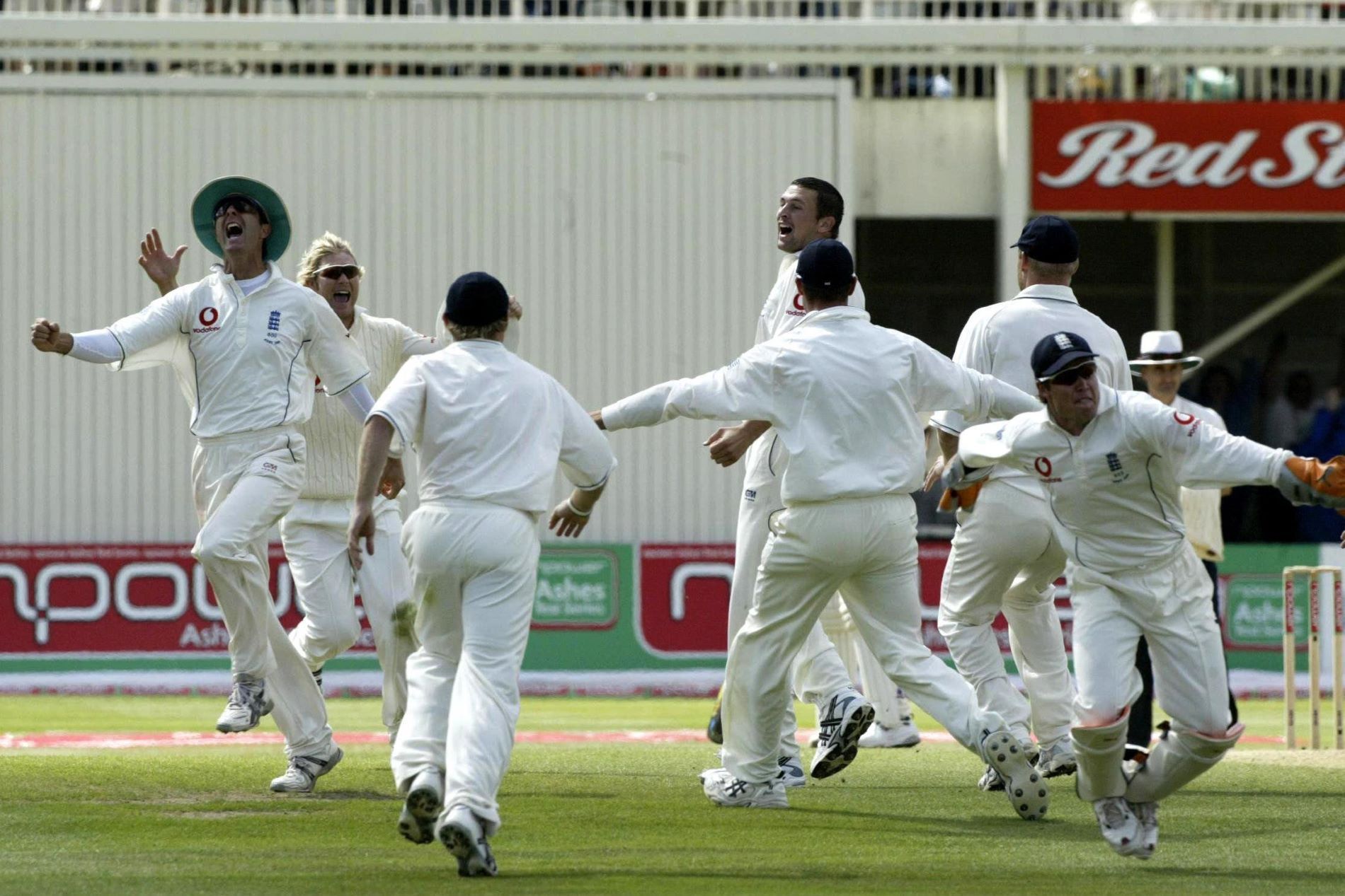 England players rejoice after the thrilling victory at Edgbaston in 2005