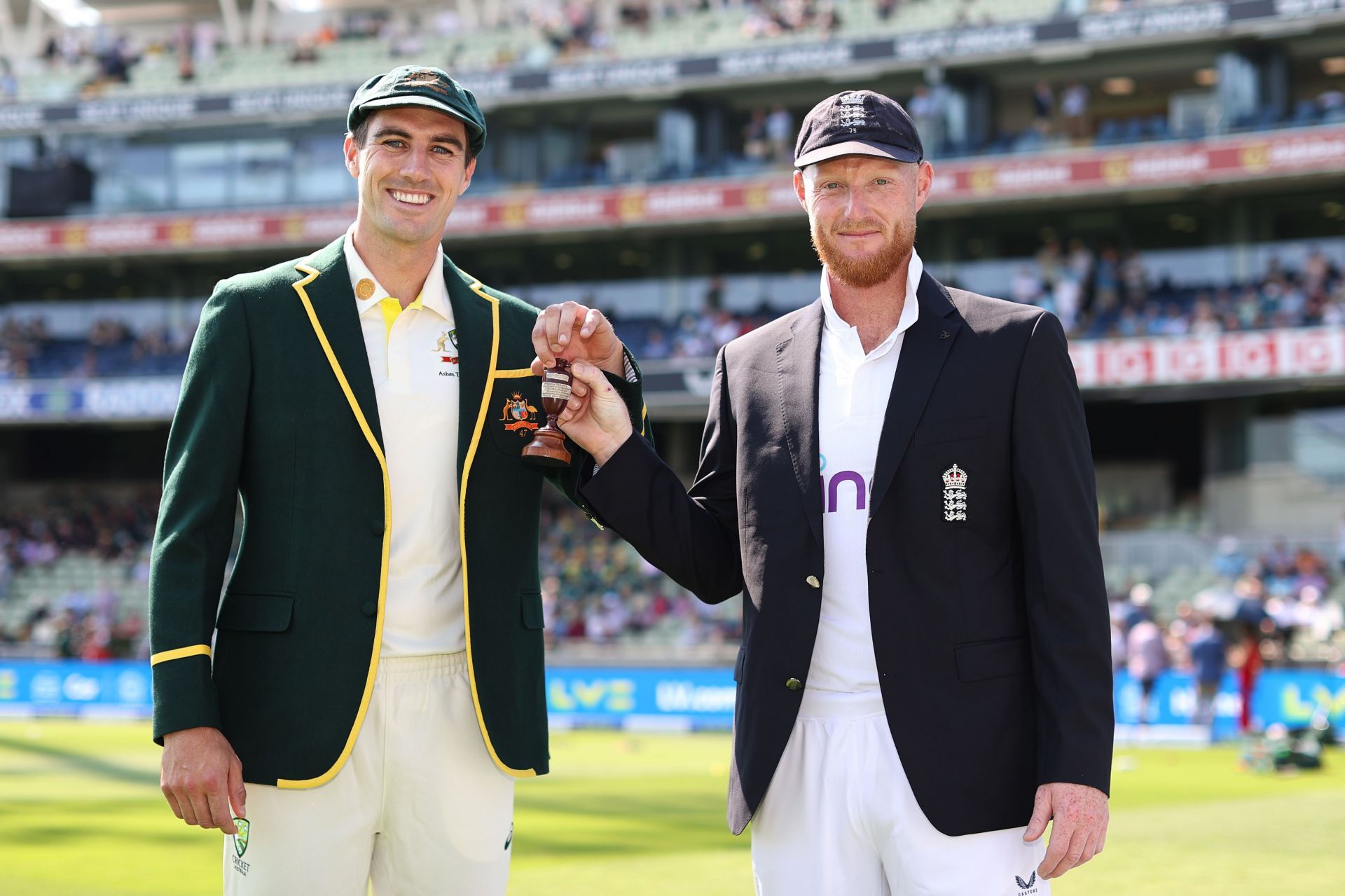 England v Australia - LV= Insurance Ashes 1st Test Match: Day One