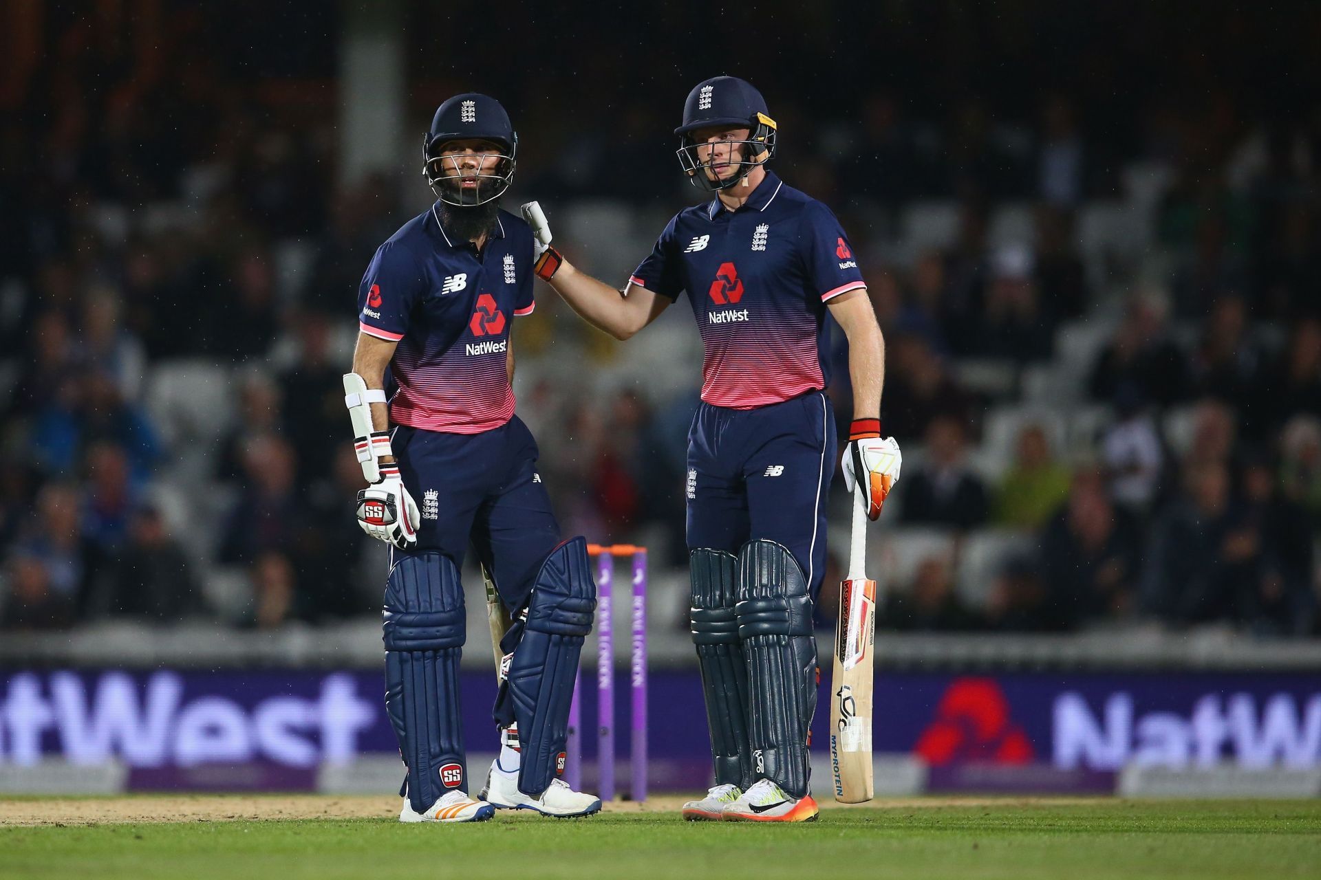 Moeen Ali and Jos Buttler were at the forefront of England accelerating past the DLS par score in the 4th ODI in 2017.