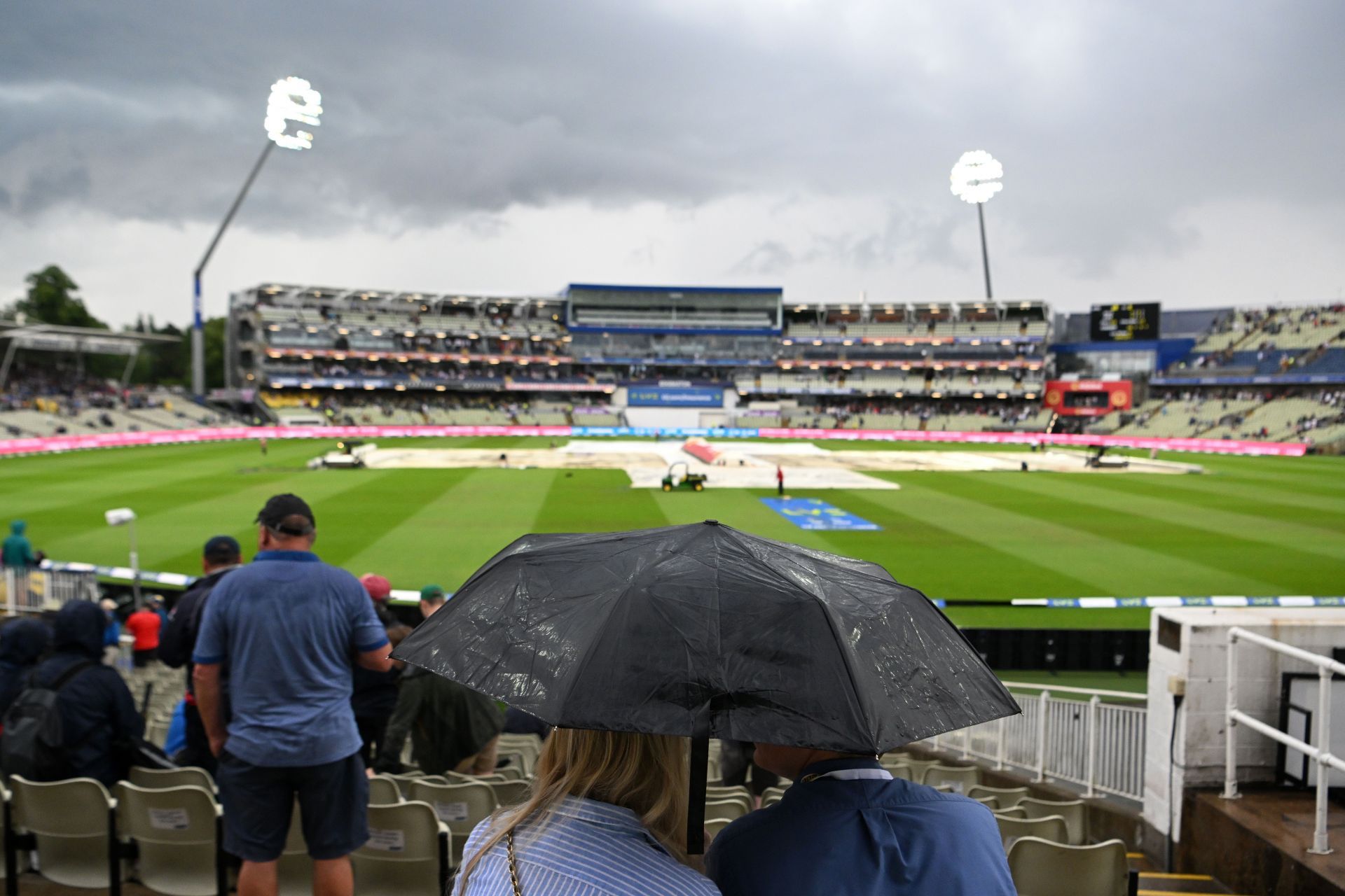 England v Australia - LV= Insurance Ashes 1st Test Match: Day Three