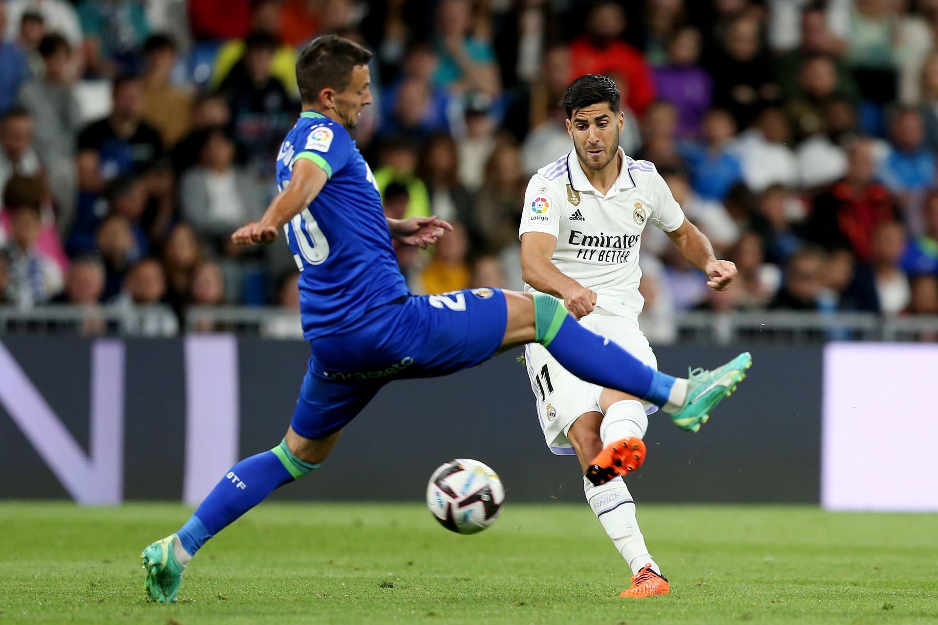 Marco Asensio will arrive at the Parc des Princes this summer.