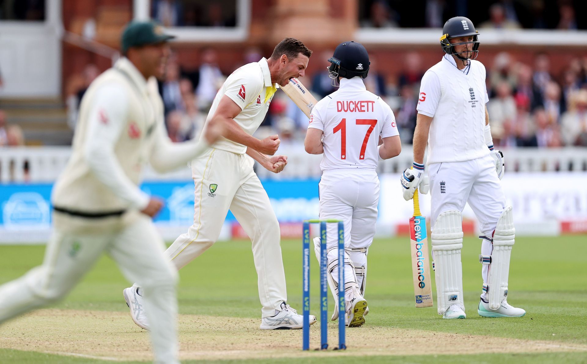 England v Australia - LV= Insurance Ashes 2nd Test Match: Day Two