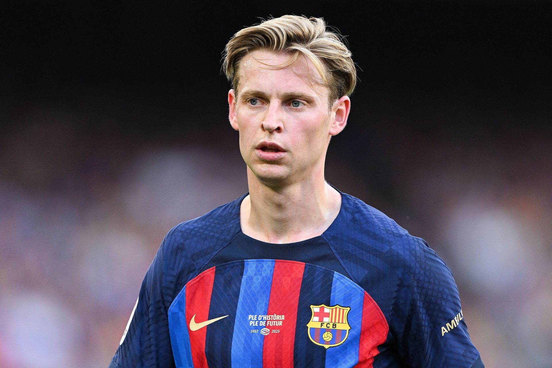 De Jong desires to remain with Barcelona