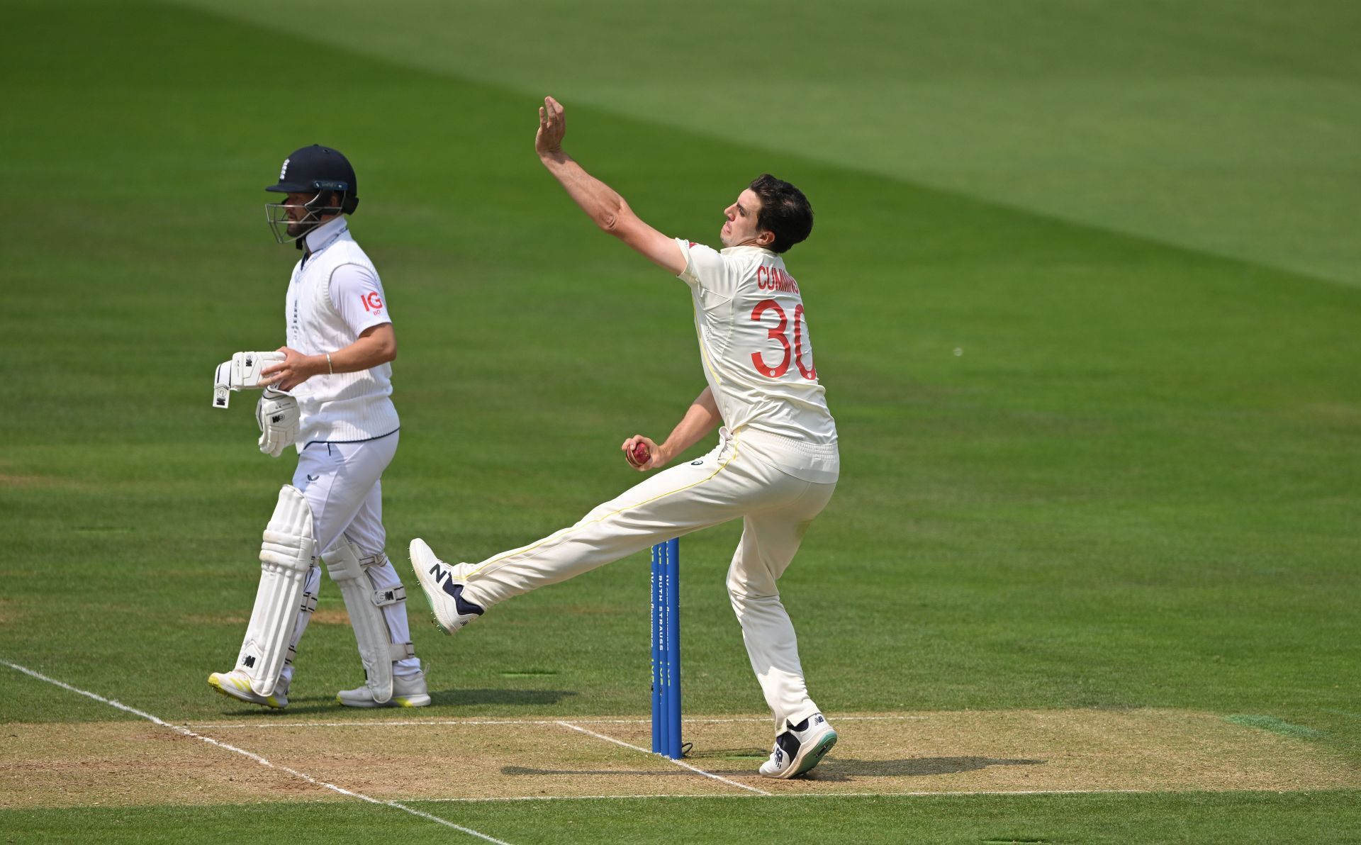 The Aussies will be keen to knock over the remaining England batters as quickly as possible. (Pic: Getty Images)