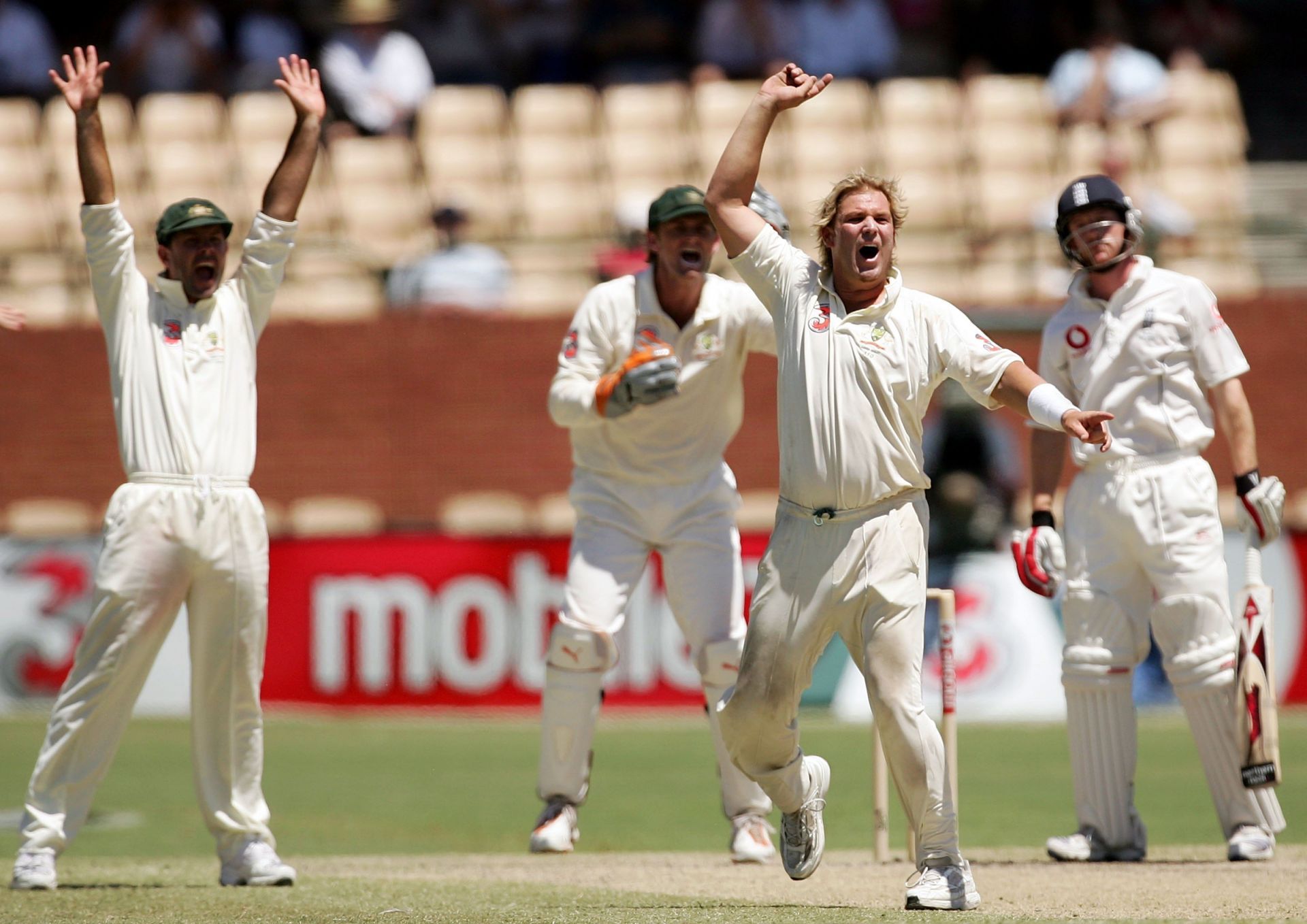 Shane Warne appeals for the wicket of Paul Collingwood. (Pic: Getty Images)