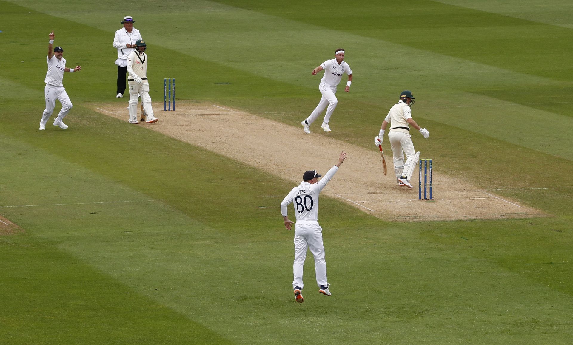 England v Australia - LV= Insurance Ashes 1st Test Match: Day 2