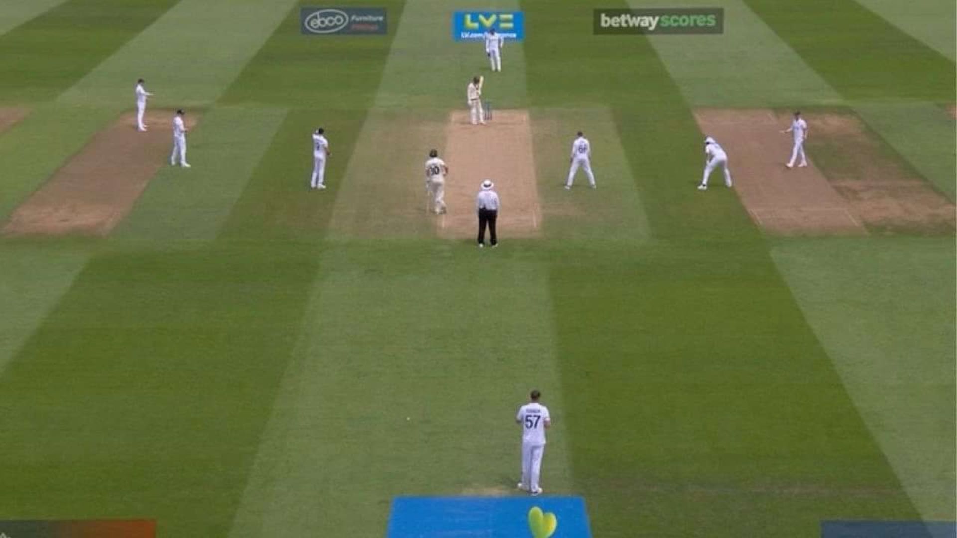 Ben Stokes&#039; umbrella field to Usman Khawaja on Day 3