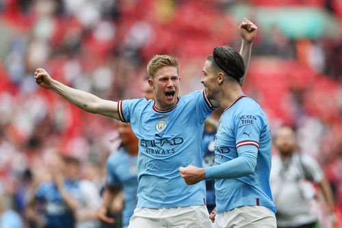 De Bruyne talks up City's team spirit.