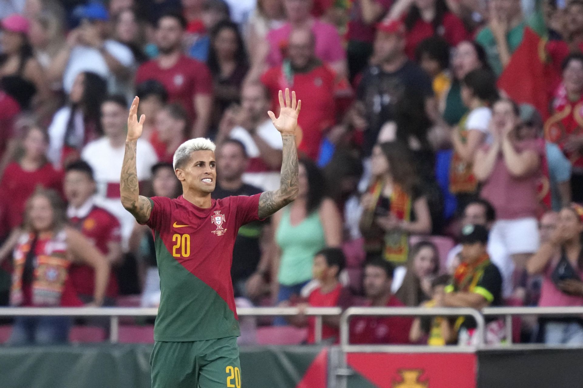 Joao Cancelo is wanted at the Emirates.