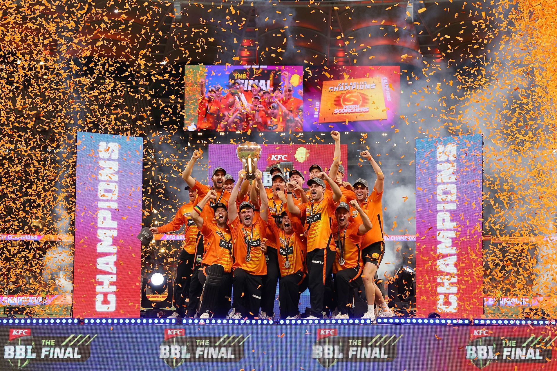 BBL - The Final: Perth Scorchers v Sixers/Heat