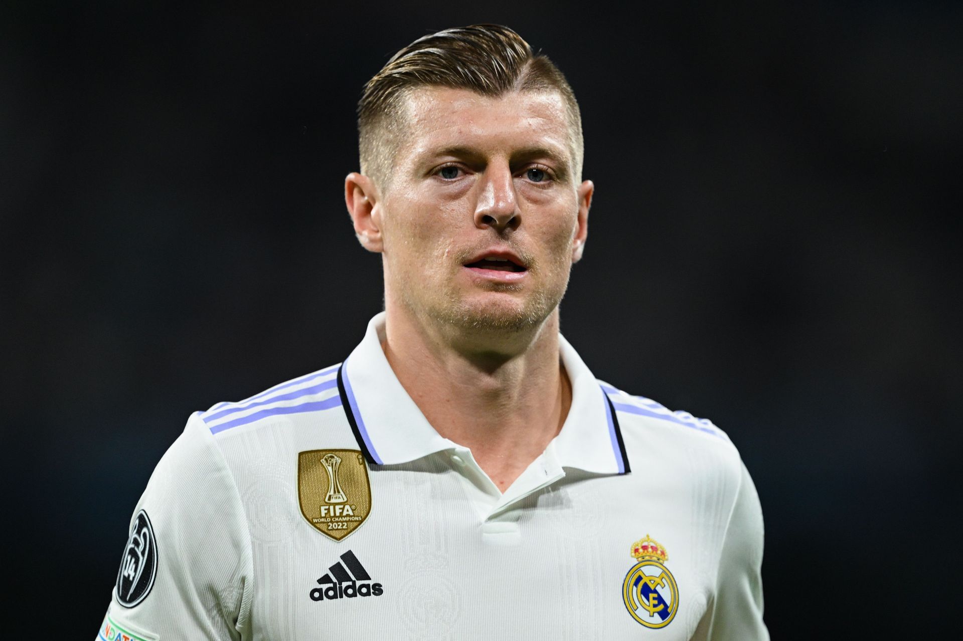 Toni Kroos looks set to stay at the Santiago Bernabeu.