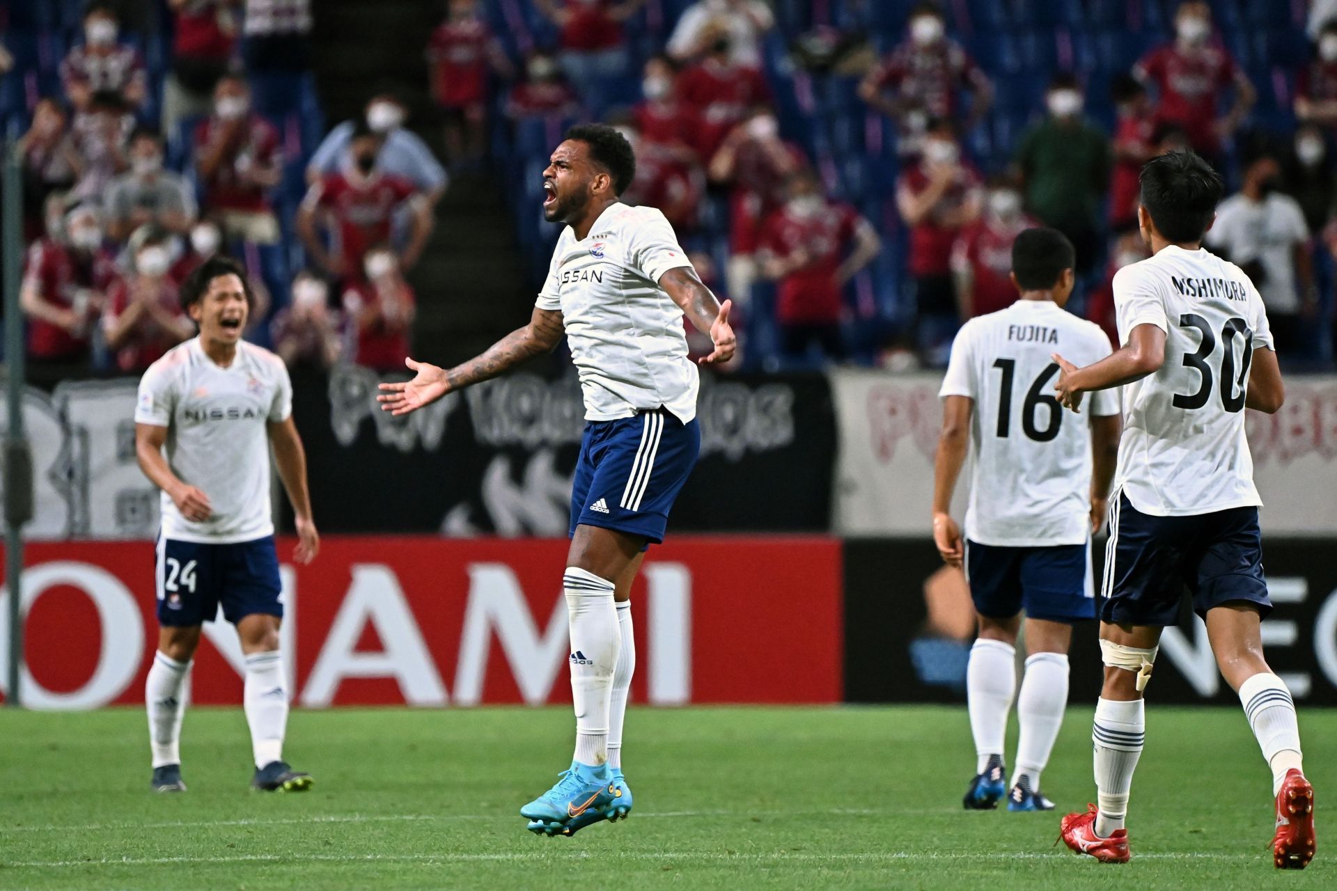 Vissel Kobe v Yokohama F.Marinos - AFC Champions League Round Of 16