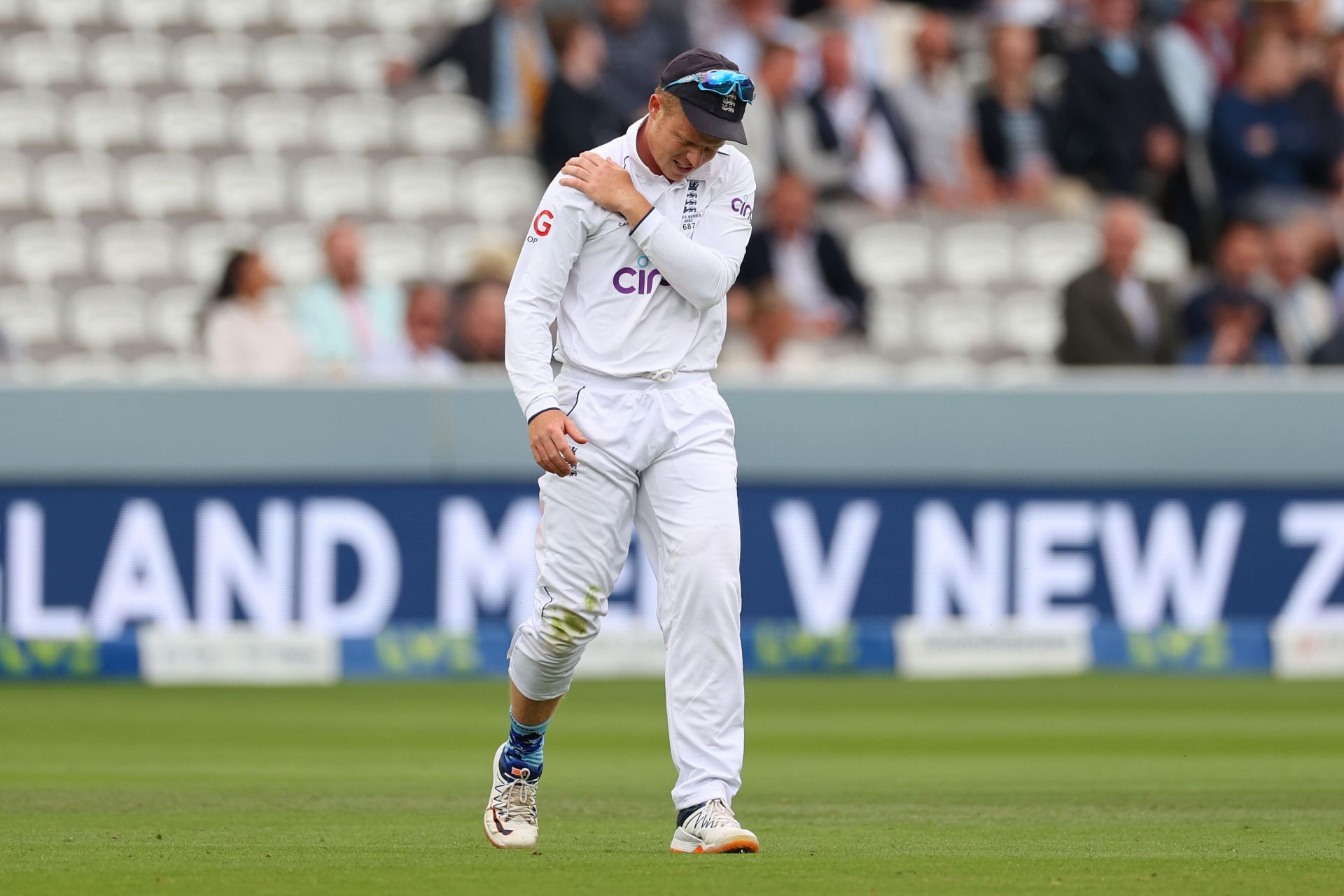 England v Australia - LV= Insurance Ashes 2nd Test Match: Day Three