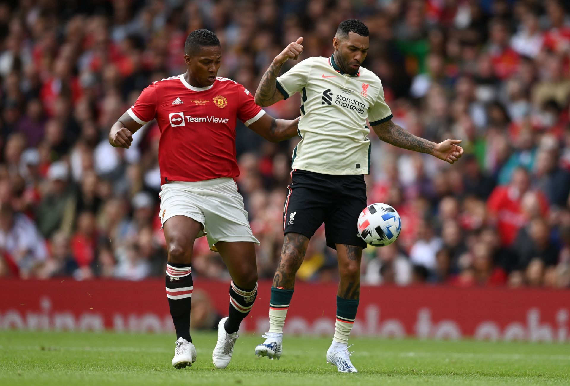 Manchester United v Liverpool - Legends of the North