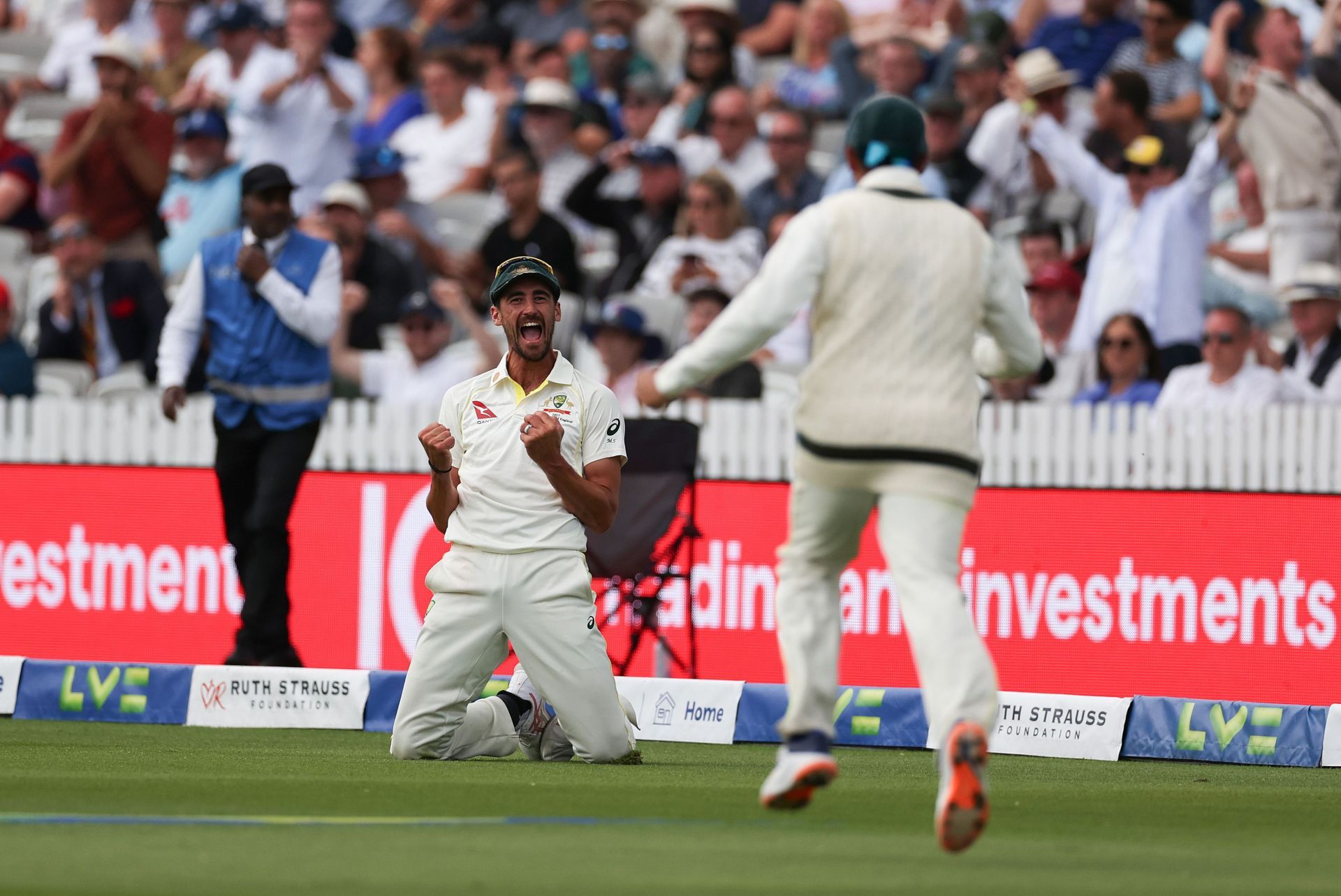 Mitchell Starc was sure that he had taken a clean catch.
