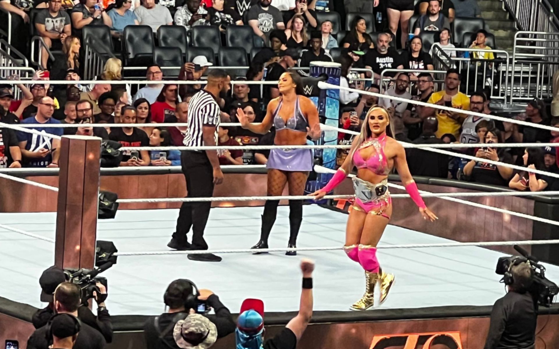 Tiffany Stratton and Kiana James during their dark match before SmackDown