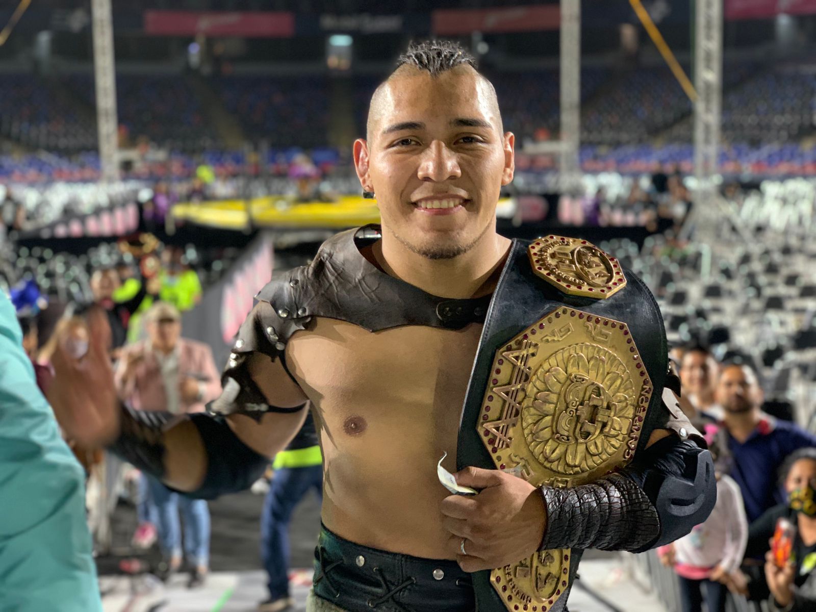 AAA Mega Champion El Hijo del Vikingo