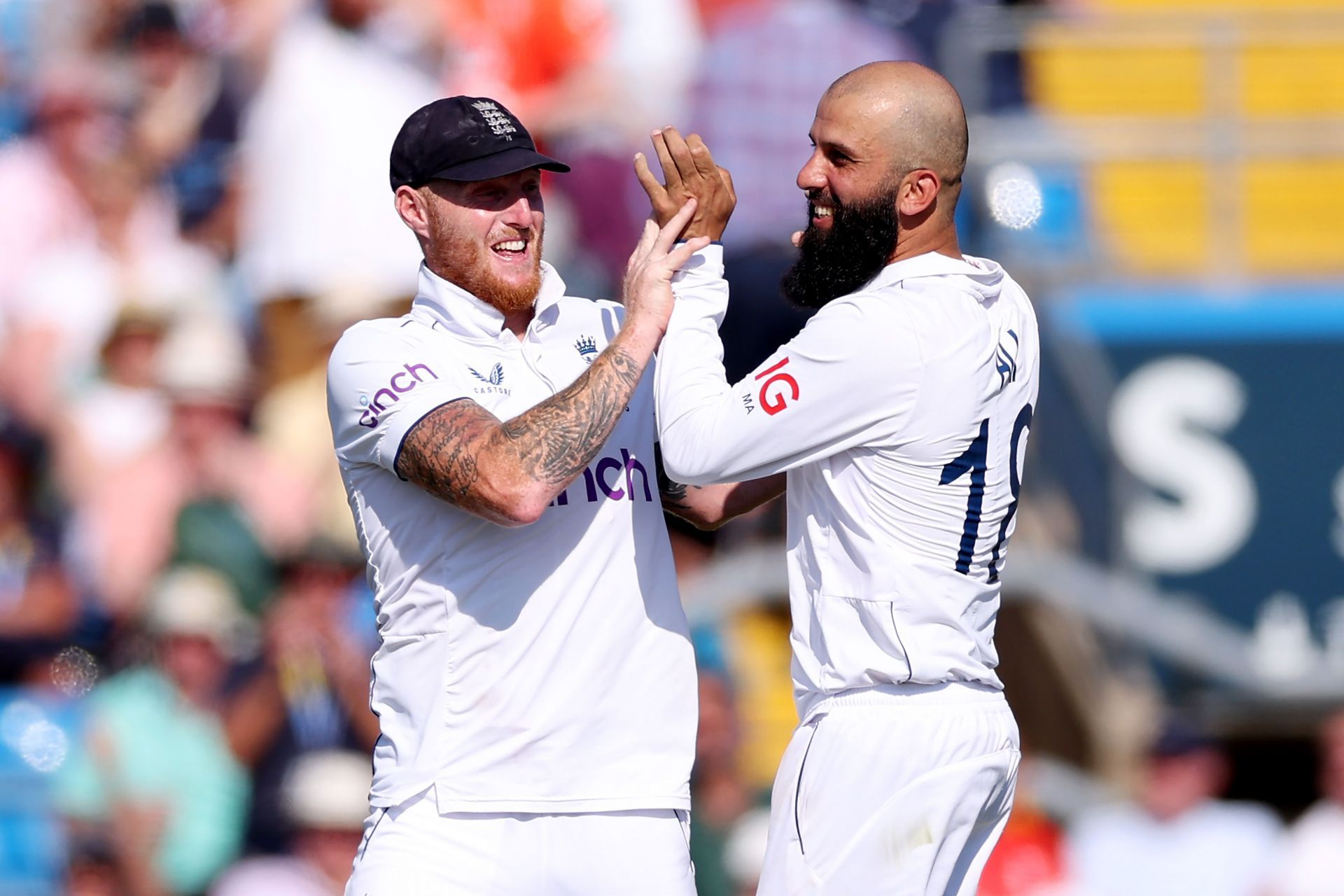 Moeen Ali celebrates Steve Smith&#039;s wicket. (Credits: Getty)