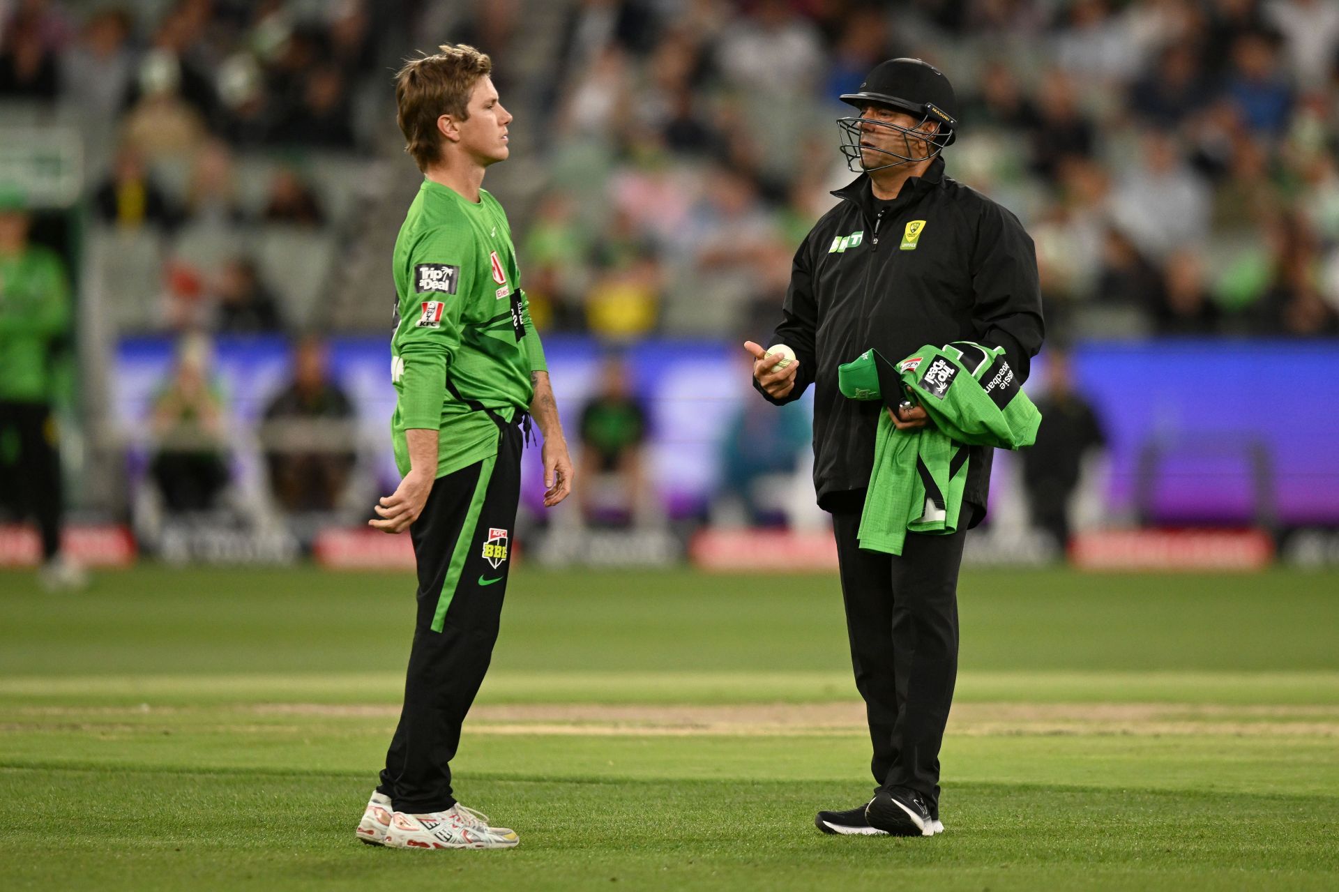 BBL - Melbourne Stars v Melbourne Renegades