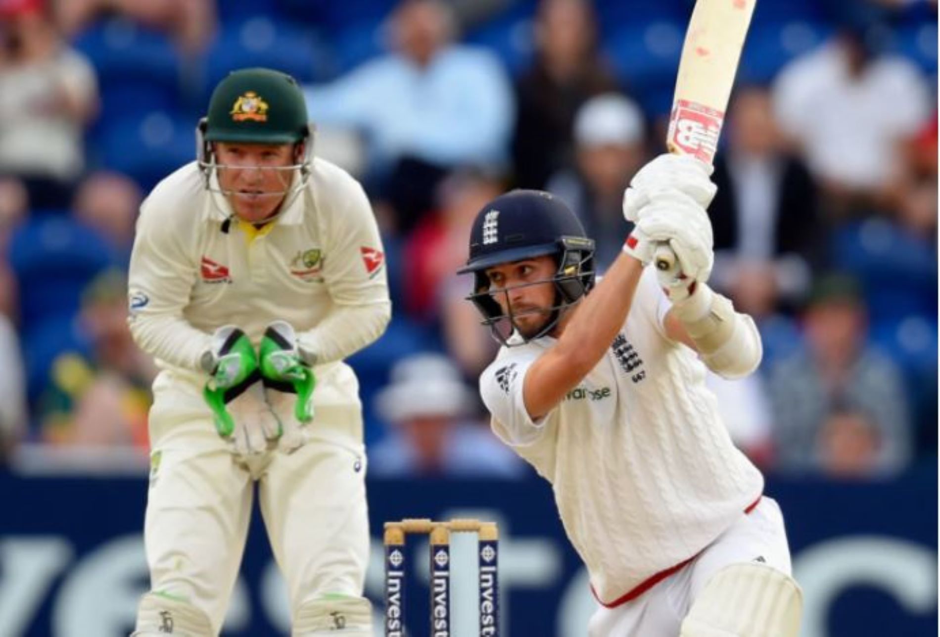 Mark Wood played a crucial cameo in the Ashes opener in 2015