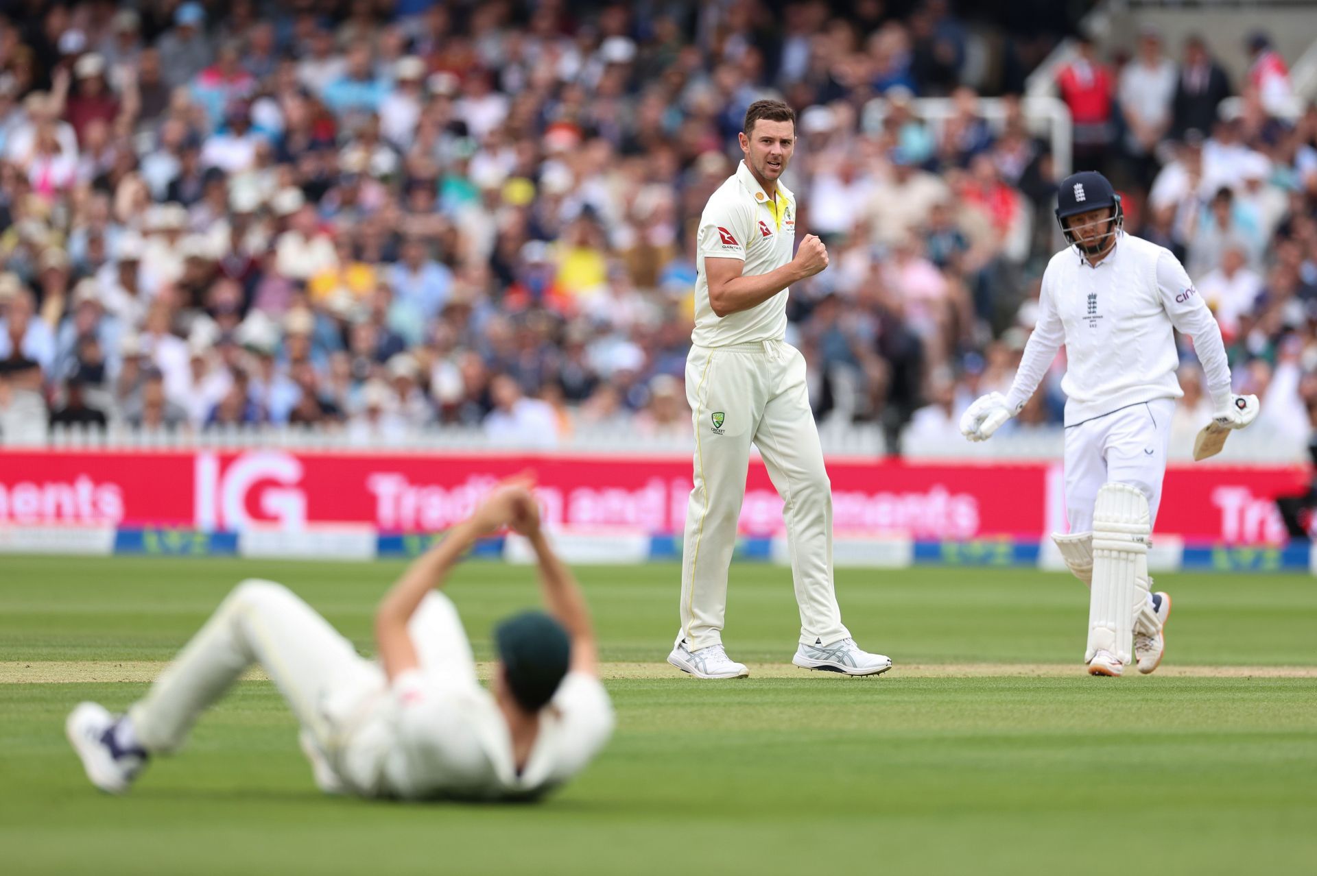 England v Australia - LV= Insurance Ashes 2nd Test Match: Day Three