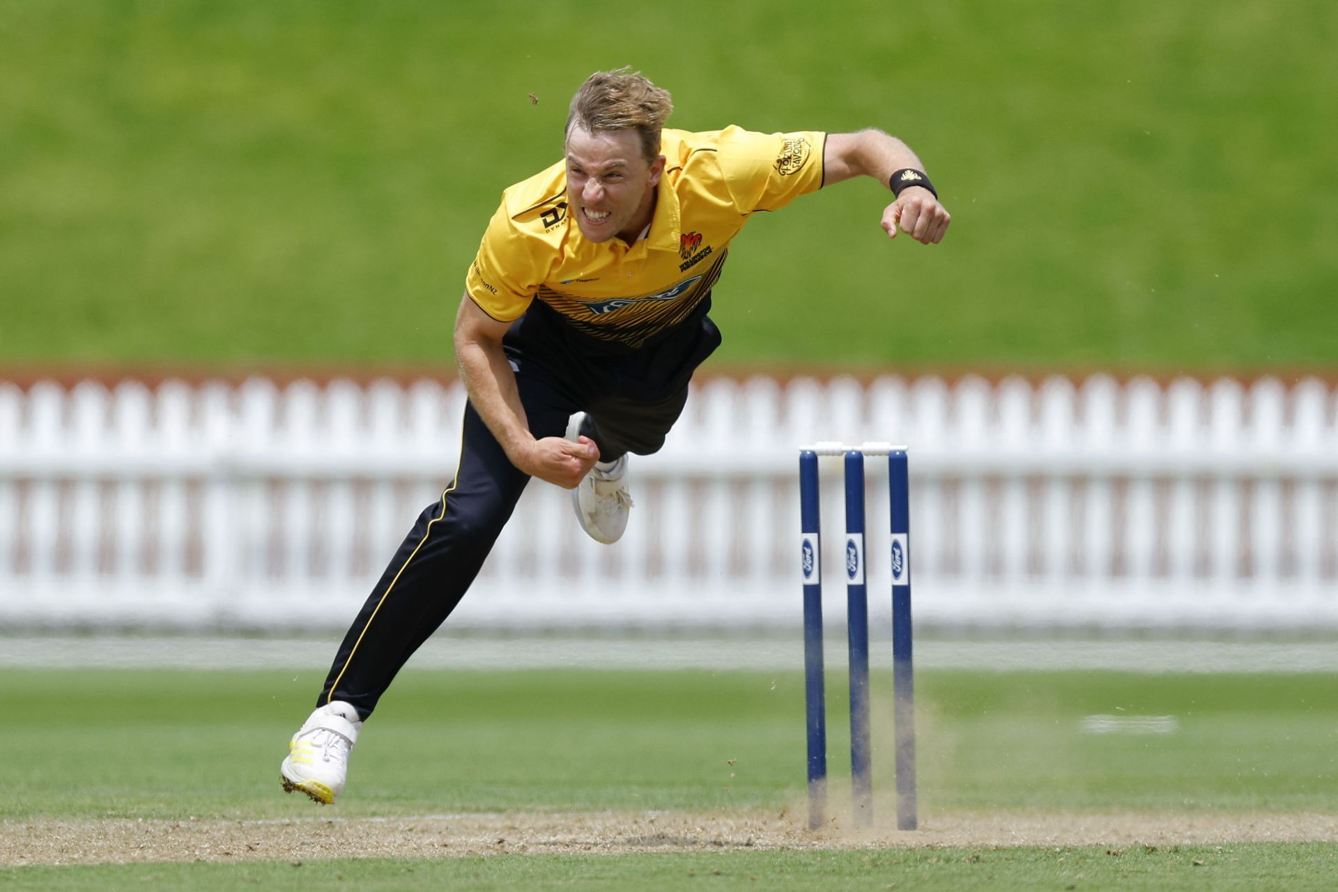 Ford Trophy - Wellington Firebirds v Northern Districts