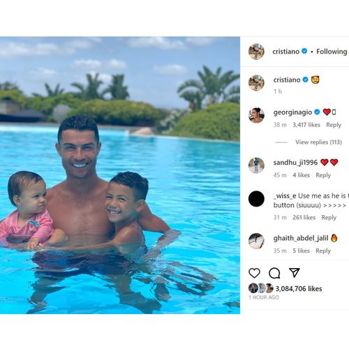 Georgina Rodriguez's comment under Cristiano Ronaldo's post