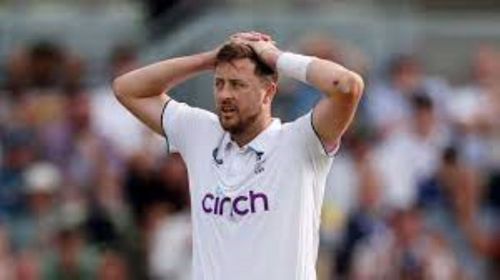 Ollie Robinson has a poor second Test match at Lord's