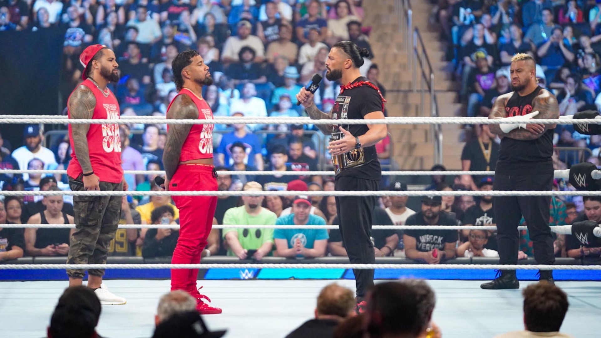 Roman Reigns addressing Jey Uso. Image Credits: wwe.com 