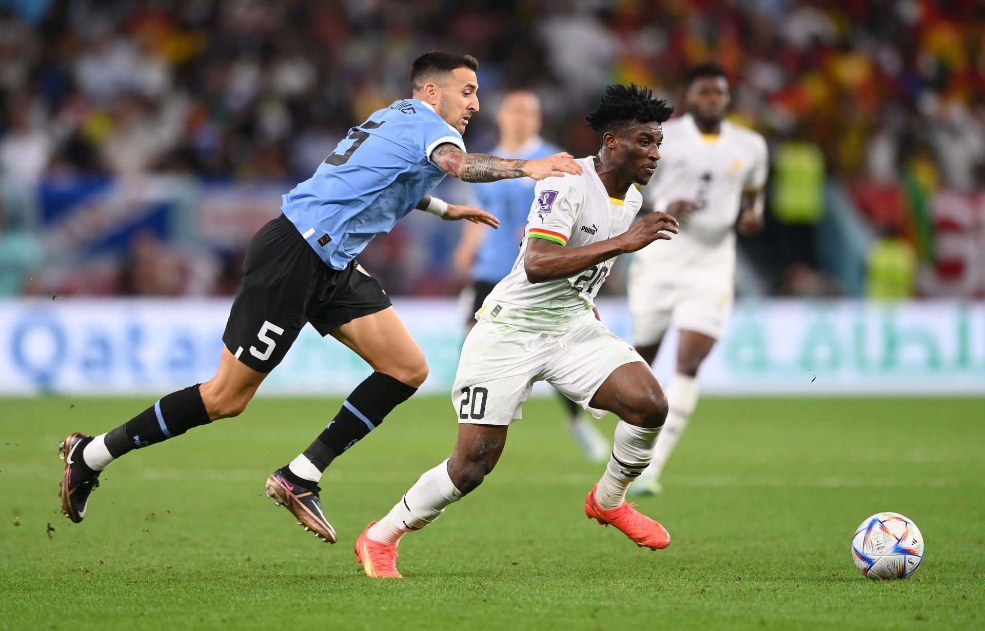 Mohammed Kudus (right) has admirers at the Emirates